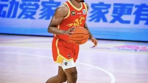 2026独家：文班续约背后的秘密，薪资大减只为轮休自由